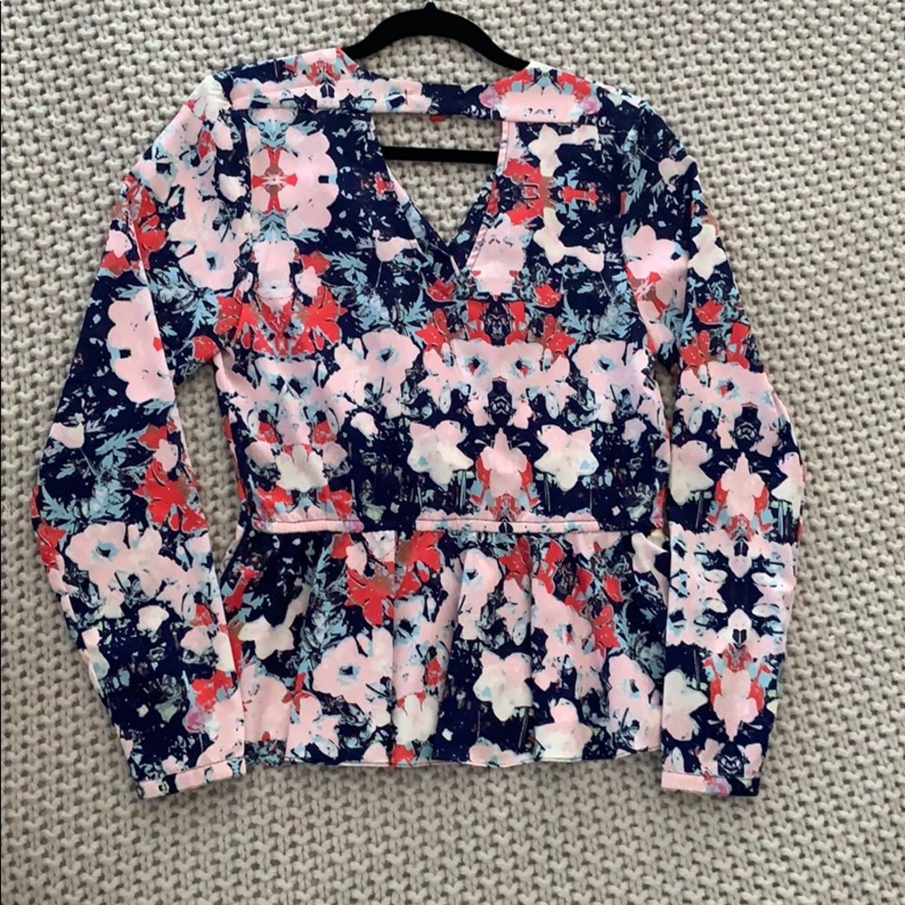 Blouse - Picture 2 of 2